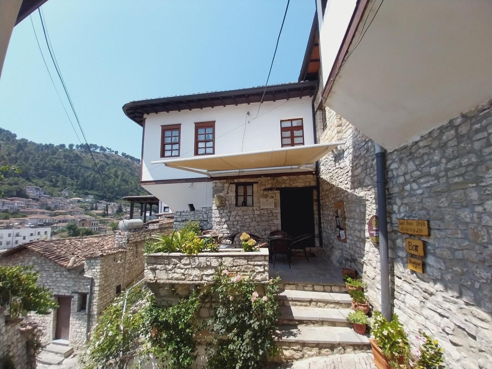 Guest House J.Prifti Berat Zewnętrze zdjęcie