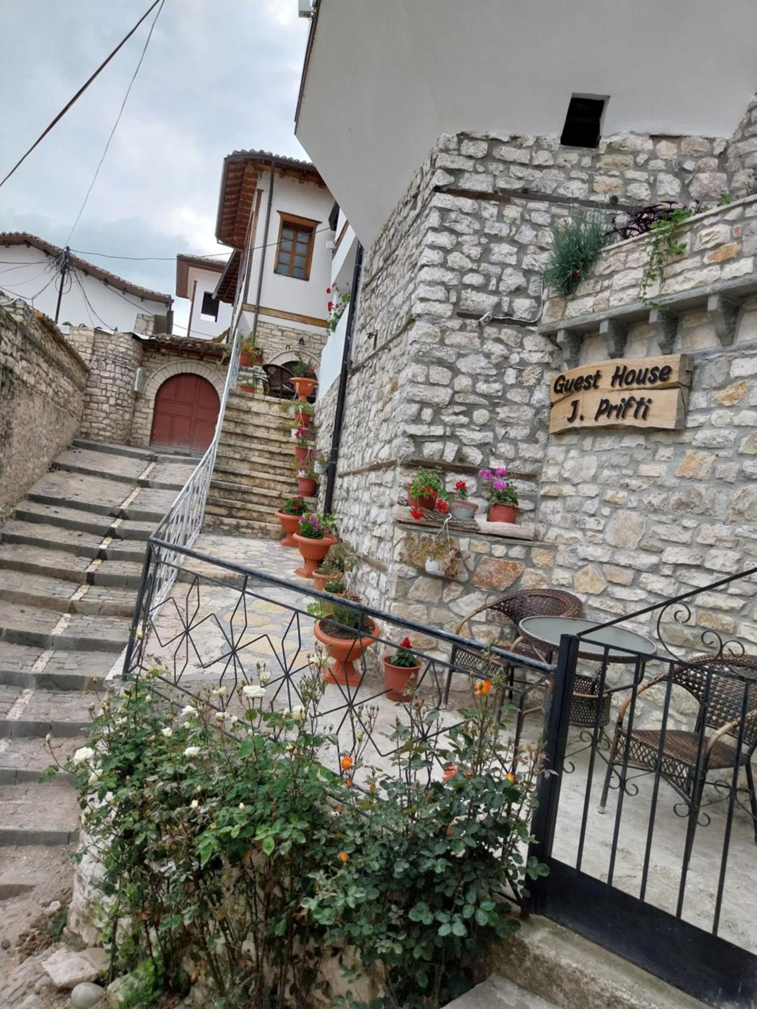 Guest House J.Prifti Berat Zewnętrze zdjęcie