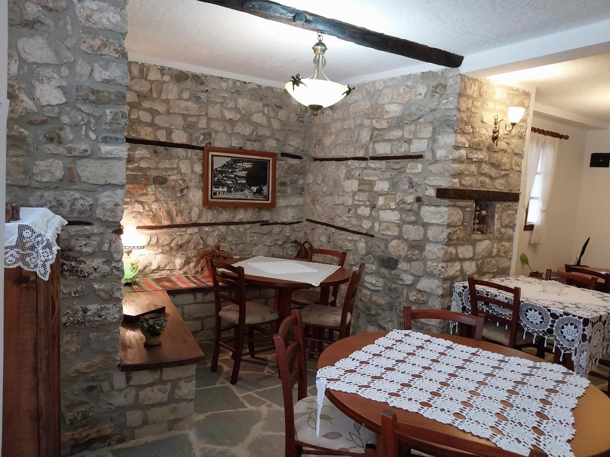 Guest House J.Prifti Berat Zewnętrze zdjęcie